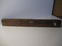 Antique Hoppe 18 inch oak and brass level