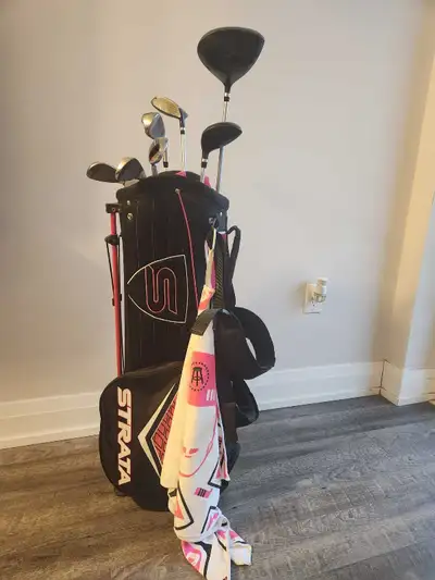 Women's Lefty Strata Golf Set with Pink Whitney Golf Towel, View more