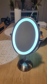 LED Vanity Mirror (Double-sided)