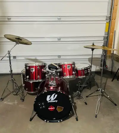 Selling a complete Westbury drum kit in a beautiful red finish. Great for beginners, students, or an...