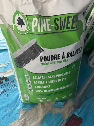 Poudre a balayer / Floor Dusting powder, View more