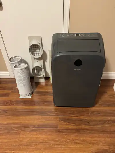 Hisense Portable AC unit Works well Ac and fan settings Works well to cool off an apartment or upsta...