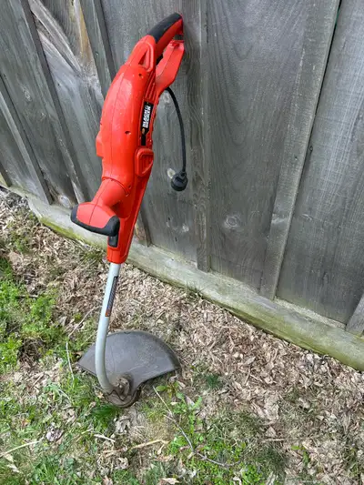 Black & Decker GH1000 14 Inch String Trimmer