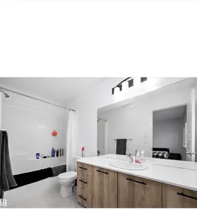 Female only: Fully Furnished Ensuite bedroom Big Lake / Hawks Ridge, West end Edmonton A spacious ma...