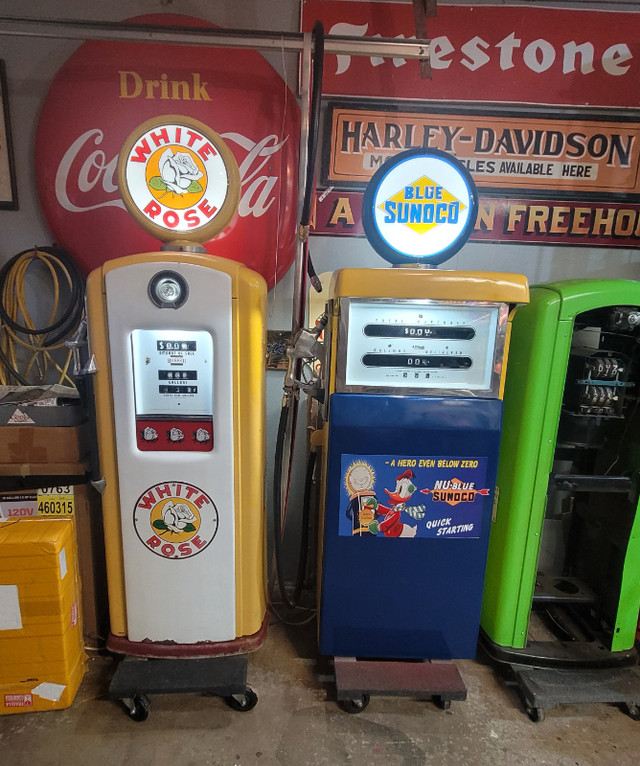 Gas Pumps , Signs & More in Arts & Collectibles in Oshawa / Durham Region