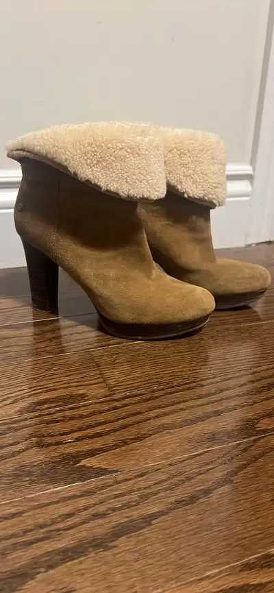 Uggs boots , View more