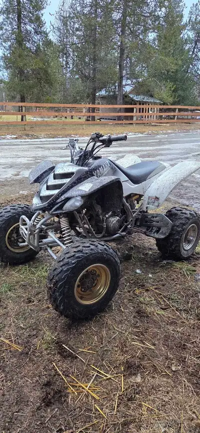 Runs awesome tons of power comes with extra rear tires 250 402 3063