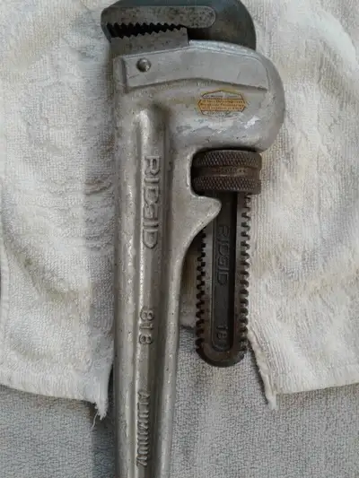 RIDGID 18" H.D. Aluminum Pipe Wrench, View more