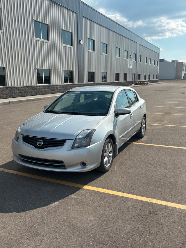 2010 Nissan sentra in Cars & Trucks in Saskatoon - Image 2