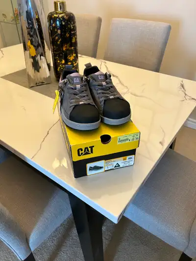 Women’s Steel Toe Shoes Size 6, View more