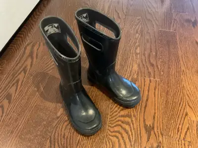  KIDS BOGS rain boots in a youth size 1, View more