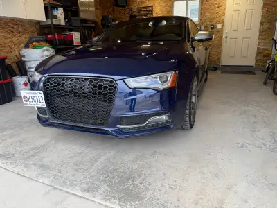 Amazing car in great shape. Manual transmission. 254000kms on the body and approx 135000kms on the e...