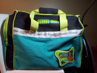Scooby-Doo duffle bag used / sac de voyage usagé