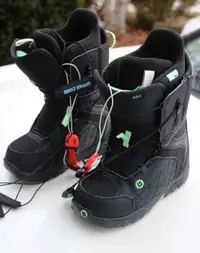 Burton Mint snowboard boots women’s girls’ size US 6 or UK 9 or
