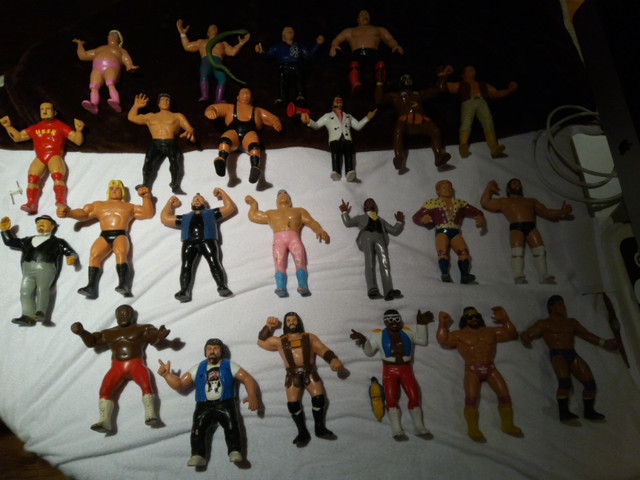 Large Collection of LJN WWF WWE Wresting Figures 1980's LO PRICE dans Art et objets de collection  à Région d’Oakville/Halton - Image 2