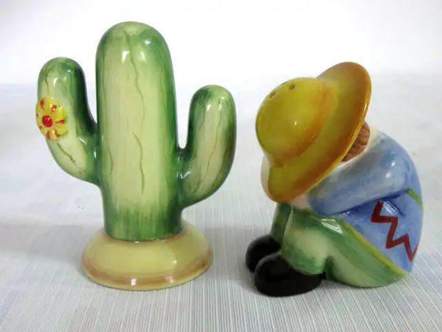 SALIERE & POIVRIERE AU CHOIX..SALT & PEPPER SETS YOUR CHOICE in Arts & Collectibles in West Island - Image 6