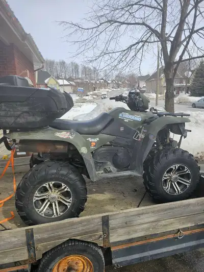 Suzuki kingquad 700 2007 fonctionne bien beaucoup de pièce neuve je l'utilise plus 4x4 fonctionne 20...