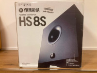 Sub Yamaha HS8S