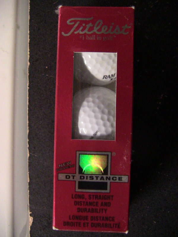 Nine Golf Balls - 10 pics in Arts & Collectibles in Ottawa - Image 9