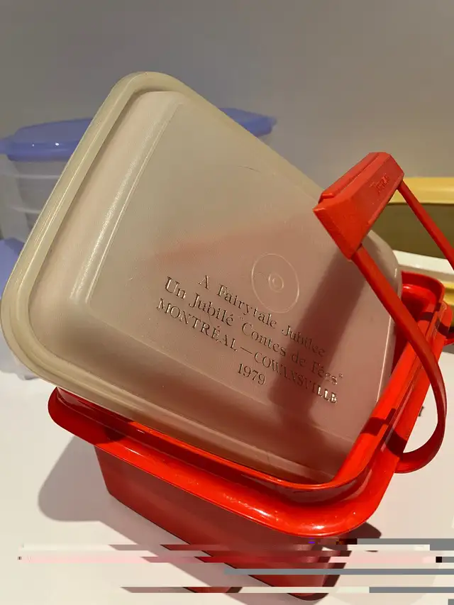 Vintage Tupperware65614106096899121