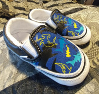 New Vans Infant Shoes Size 4 months (Blue)