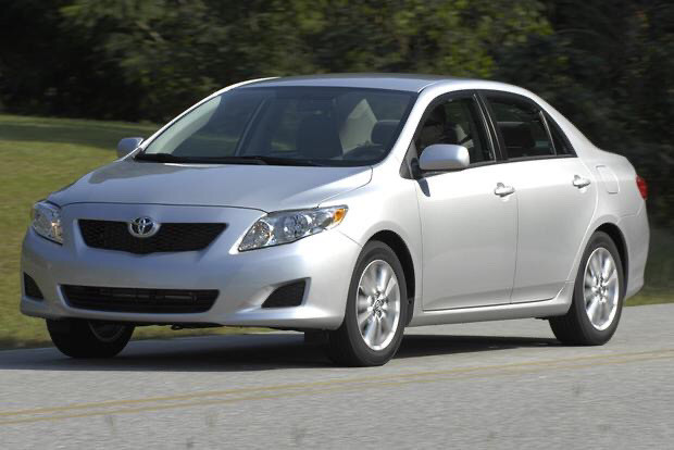 Looking to Buy a Toyota Corolla (or Similar) in Cars & Trucks in Mississauga / Peel Region