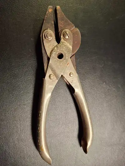 Maun Parallel Action Plier, View more