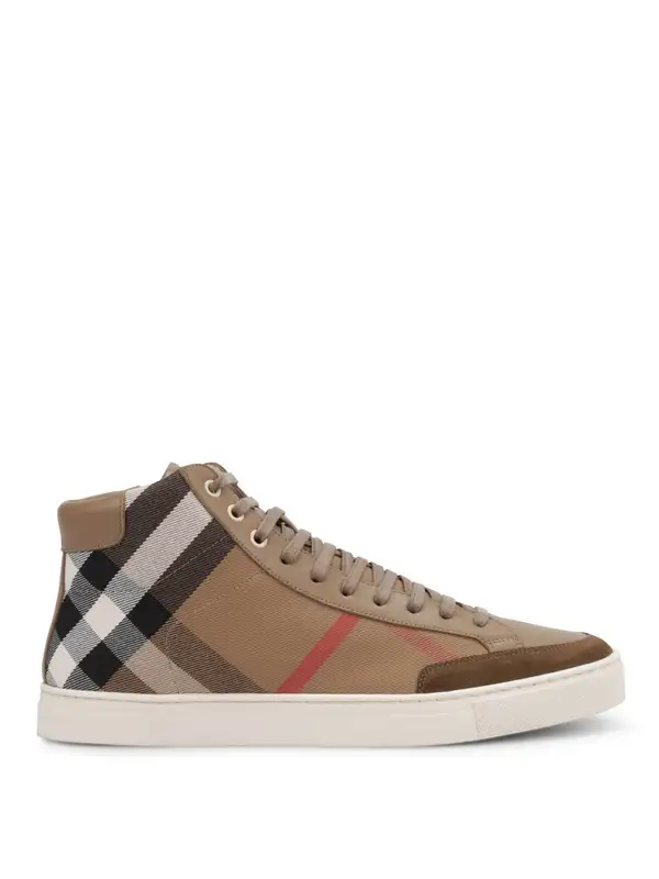 Burberry Painton High-Tops (Size: 40, Mint Condition 9.7/10) in Men's Shoes in St. Catharines - Image 2