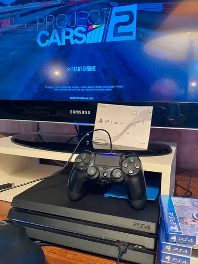 【値下げ歓迎】PS4 1TB ほぼ美品 今だけソフト2本つき ps4 pro in Sony Playstation 4 in Ottawa | Kijiji Marketplaces
