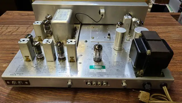 SCOTT TYPE 350B STEREO FM TUNER in Stereo Systems & Home Theatre in City of Toronto - Image 5
