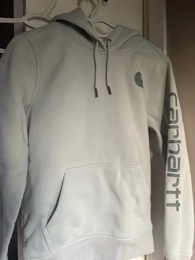 Carhartt Sweater in Women's - Tops & Outerwear in Kingston - Image 2