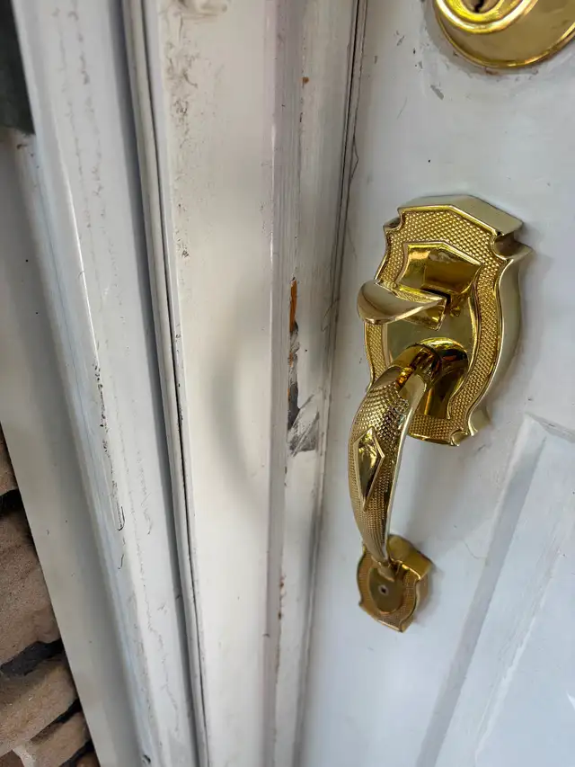 Lock & key special rates for seniors and low income professional