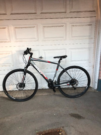 Road bicycle for sale used like new