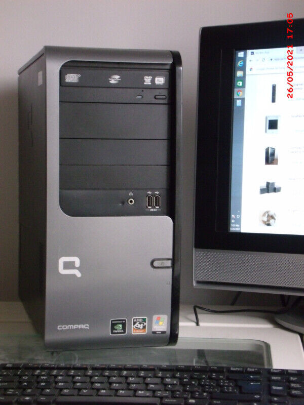 Compaq Presario SR5110NX 1.5GB RAM 300GB-HD IDE/SATA Desktop PC dans Ordinateurs de bureau  à Ville de Montréal