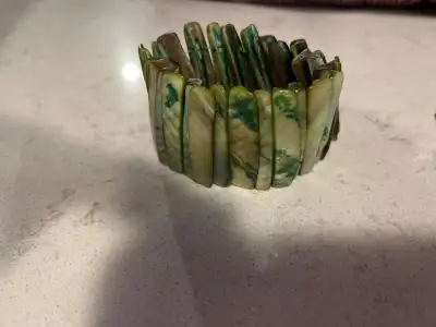 Bracelet Nacre very antique Green Mother of Pearl Bracelet vinta, View more