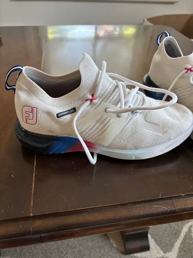 Golf shoes64840238255361120