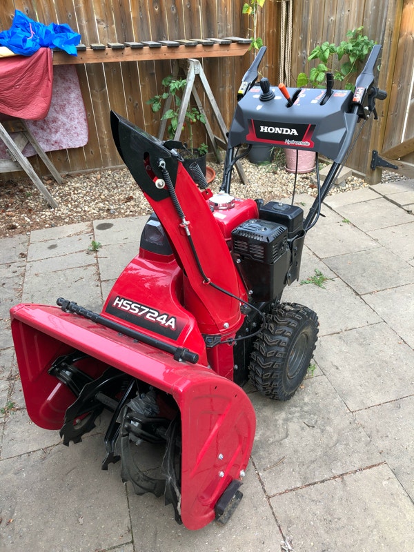 Honda HSS724A snow blower Snowblowers Edmonton Kijiji
