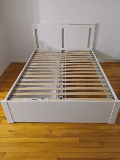 Gratuit lit Ikea et tiroirs de lit Songesand, View more