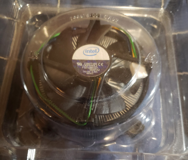 Intel Stock CPU Cooler in System Components in Ottawa