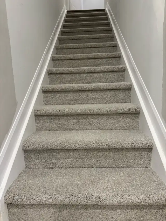 Stairs carpet installation and Staircase runners installation  in Rugs, Carpets & Runners in Ottawa - Image 7