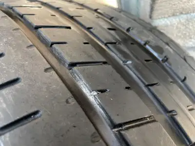 THE PRICE IS FIRM 60% PIRELLIE SUMMER TIRE 245/40/20