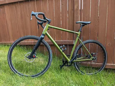 Like new single speed 2022 Xfixxi Liberte size 58. Comes with set of winter studded tires and summer...