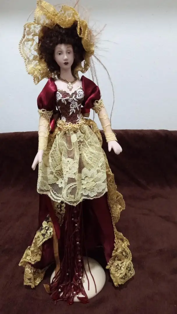 #-113---New 13 Inch Tall Victorian Dressed Lady Figurine