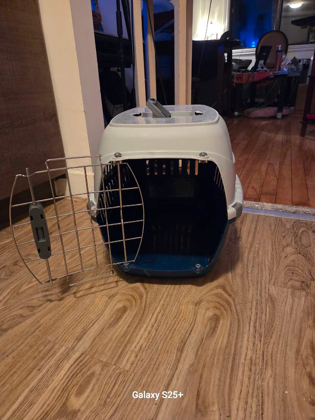 pet carrier For Dog Or Cat dans Accessoires  à Ville de Montréal