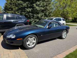 1999 Jaguar XK8 -
