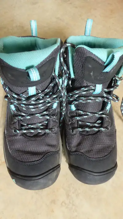 KEEN BOOTS, View more