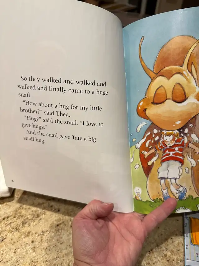 Robert Munsch books for young kids  in Children & Young Adult in London - Image 7