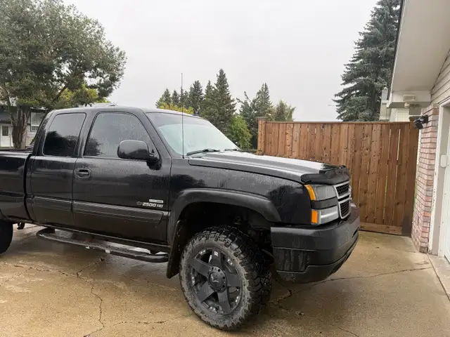 2006 Duramax 2500584651799455354883