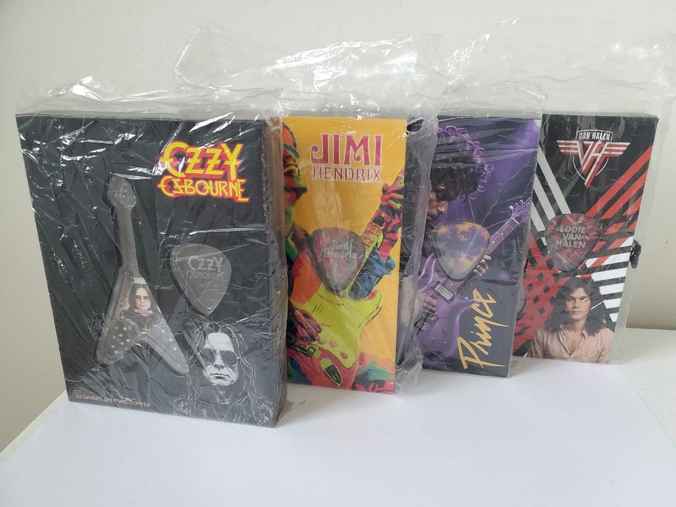 Rock Legends Pure Copper Guitar & Pick Set | Arts & Collectibles ...
