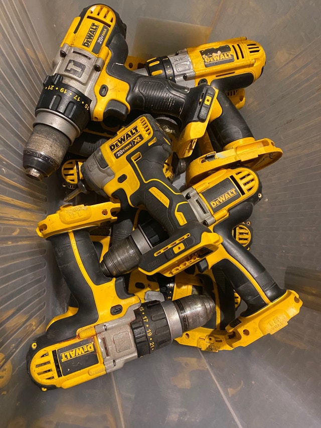DeWalt Cordless Drills/Hammer/Drivers/Impact/Saws/ Power Tools